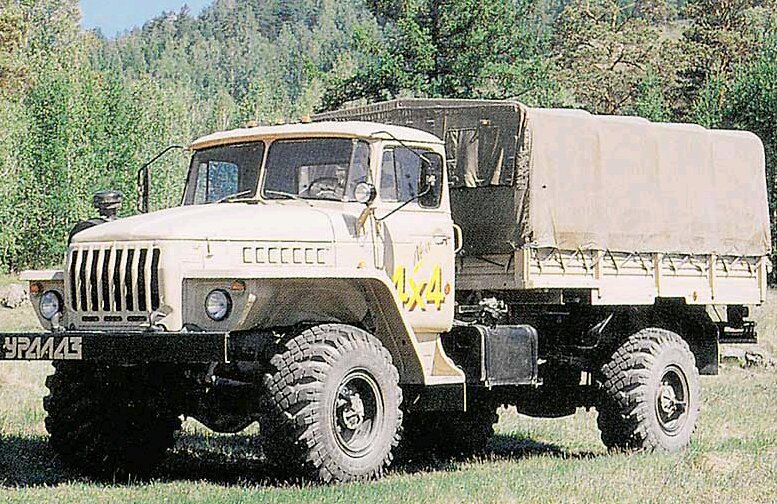 Урал-43206